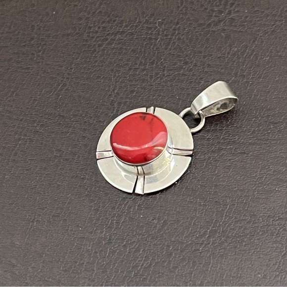 🔴SOLD🔴 Vintage Taxco Mexico sterling silver red jasper pendant - Picture 5 of 10